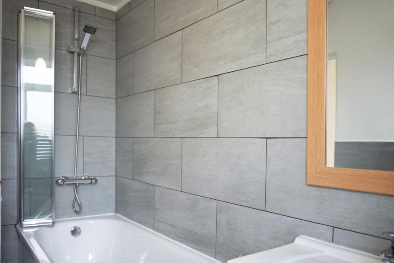 Sophie Place In Vauxhall - 3 Double Beds, 1 Sofa Bed, Spacious Лондон Экстерьер фото